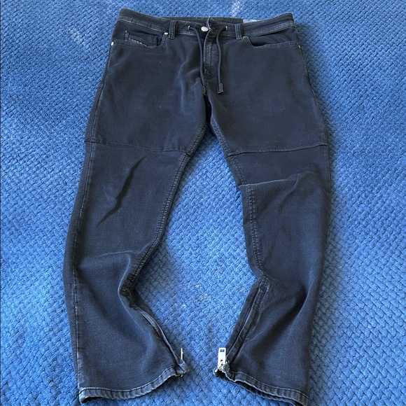 Diesel men jean jogger - Picture 3 of 16